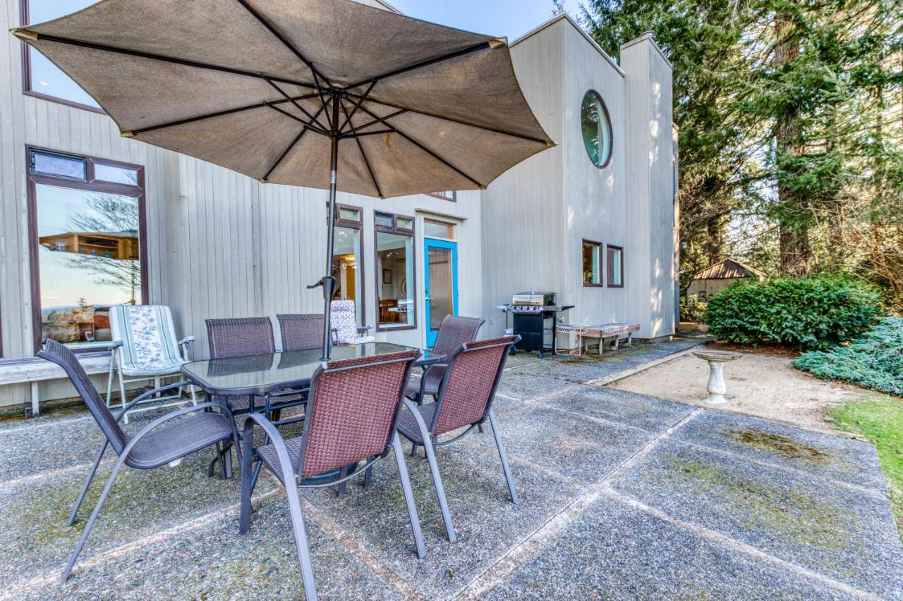 Forest Ridge Retreat Coos Bay Buitenkant foto