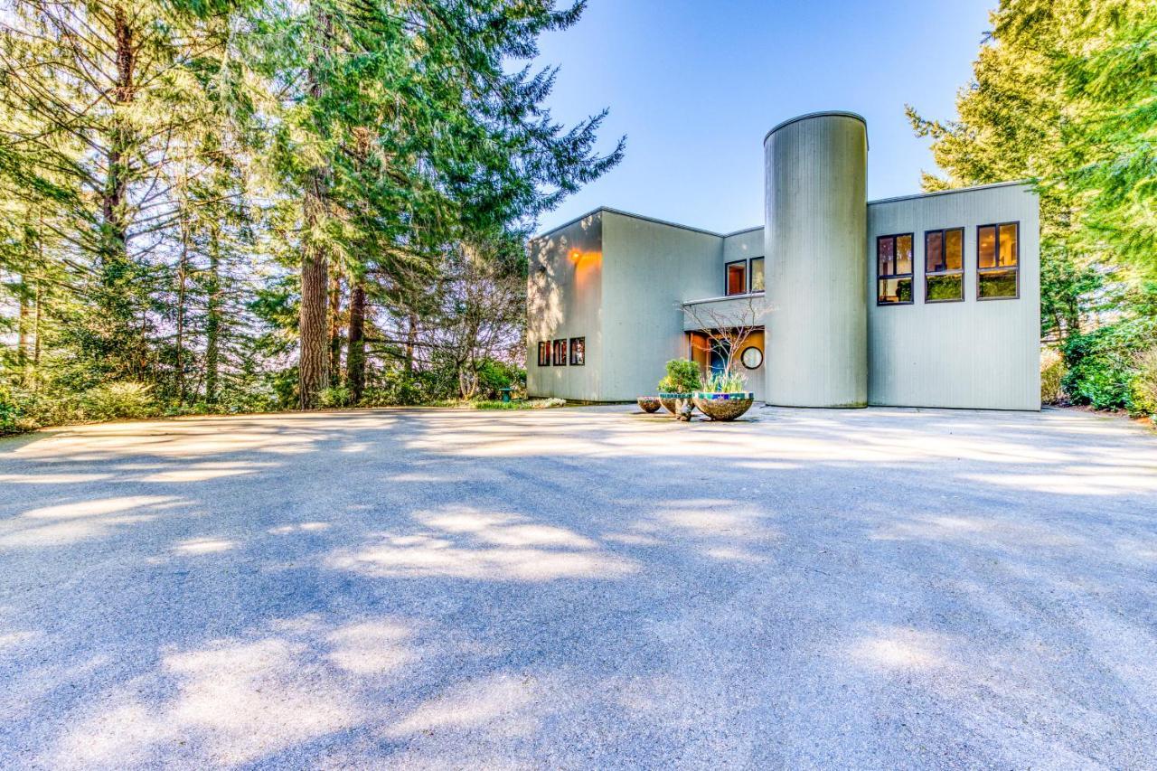 Forest Ridge Retreat Coos Bay Buitenkant foto