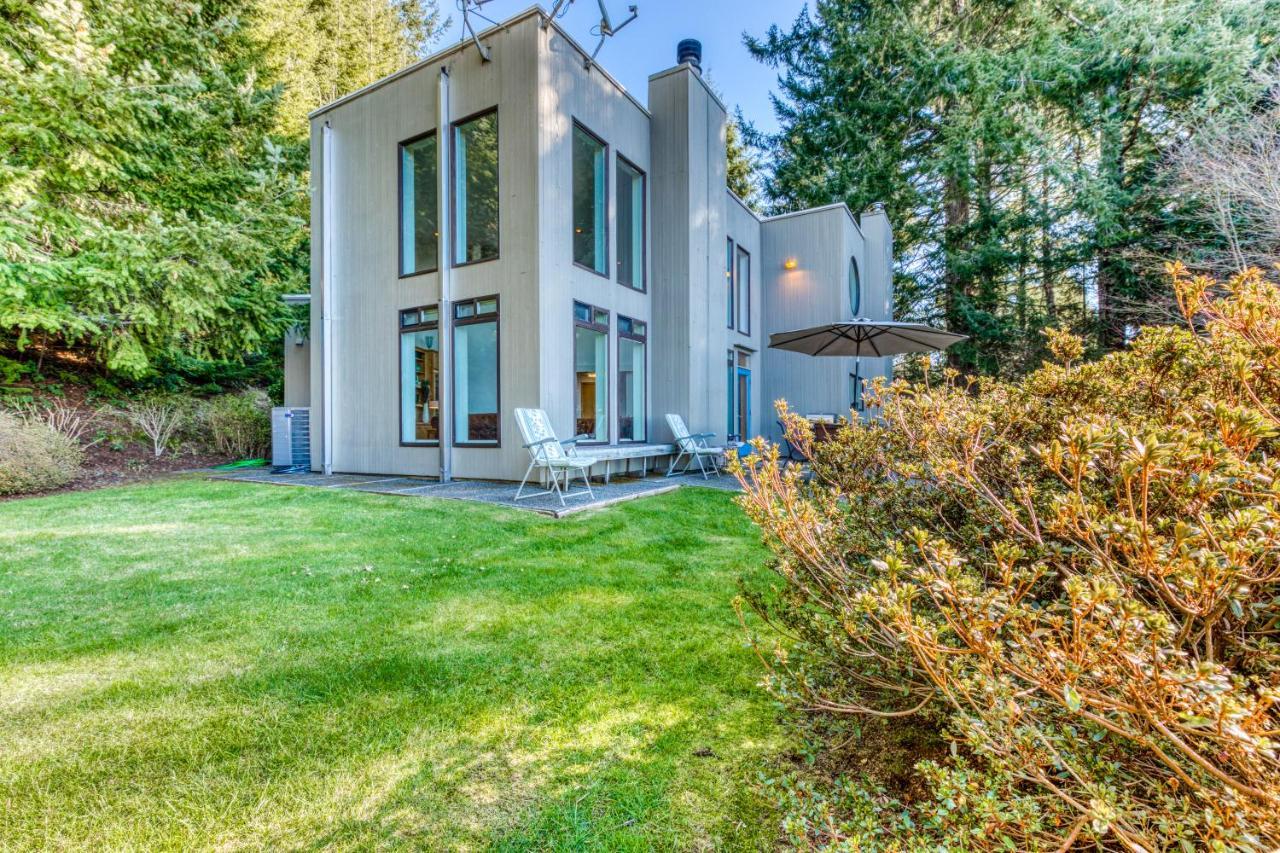 Forest Ridge Retreat Coos Bay Buitenkant foto